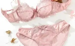 迈开腿让学才尝尝你的草莓